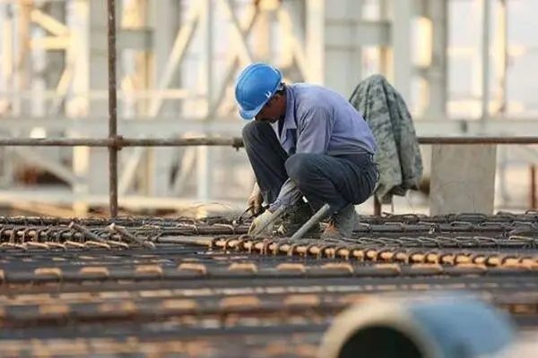 دود تصمیمات اشتباه دولت در چشم کارگران 