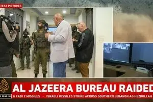 هجوم سربازان صهیونیست به دفتر «الجزیره»