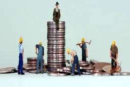 نابرابری بر مدار ثروت