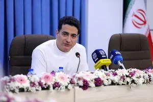 همایون شجریان: برگزاری کنسرت خیابانی آرزوی همیشگی من است