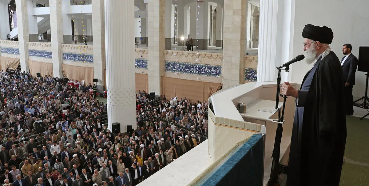 مگر سی و چند هزار شهید بی‌گناه و بی‌پناه غزه بشر نیستند پس چرا از غربی‌ها صدایی شنیده نمی‌شود؟