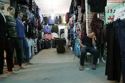 مردم پوشاک هم از سفره حذف کردند