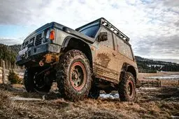 انواع بیمه ماشین آفرود کدام است و چه پوشش‌هایی دارد؟