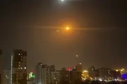 حملات موشکی و پهپادی به پایگاه‌های آمریکا در کویت و بحرین