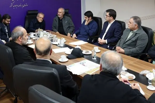 پزشکیان: صرفه‌جویی در مصرف بنزین ضروری است