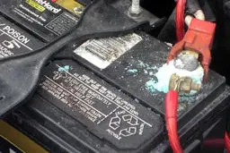 آیا نقص در باتری می تواند مشکلاتی در معاینه فنی ایجاد کند؟