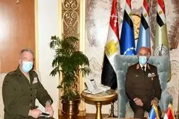 
دیدار فرمانده سنتکام با رئیس جمهور و رئیس ستاد ارتش مصر
