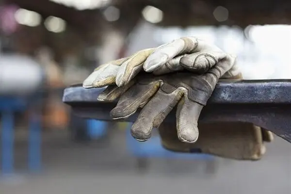 افزایش ۴۰ درصدی مزد کارگران هم قانع کننده نیست