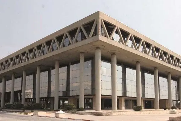 صداوسیما؛ رسانه‌ی خدمت عمومی یا رسانه‌ی دولتی؟