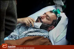 تصاویر دیده‌نشده از «محمدرضا مدحی» در راهپیمایی ۱۳ آبان ۸۴ منتشر شد