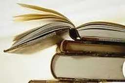 نقد و بررسی کتاب 