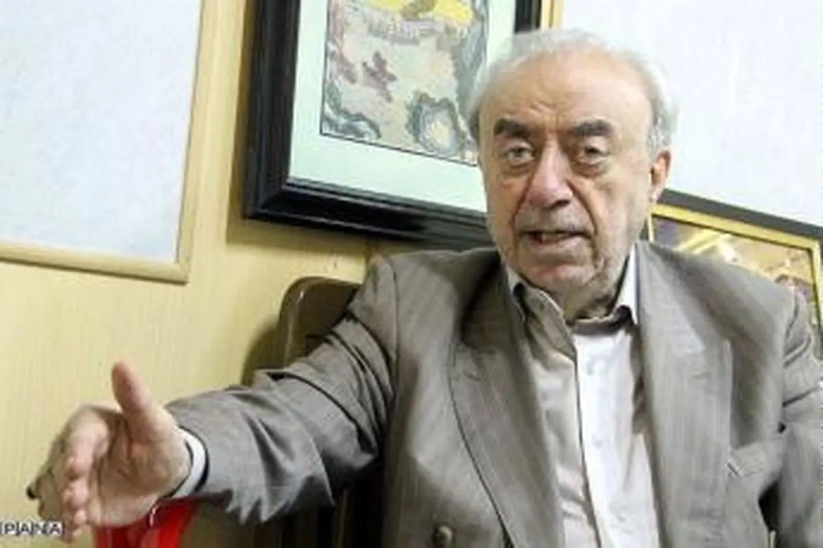 عسگر اولادی: نیازی به ورود خارجی‌ها به بازار ایران نیست/ به آنها اعتماد نداریم