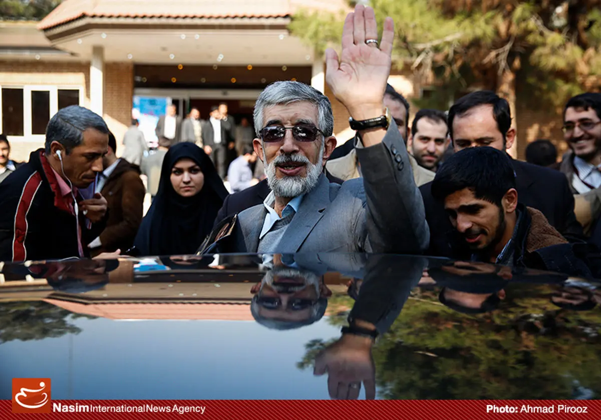 حدادعادل با آیت‌الله مکارم شیرازی دیدار کرد