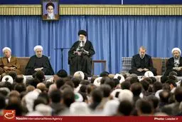 دیدار مسئولان نظام و میهمانان کنفرانس وحدت اسلامى‌ با رهبر معظم انقلاب