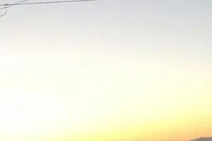 طلوع خورشید در یک روز برفی دماوند - صبح امروز