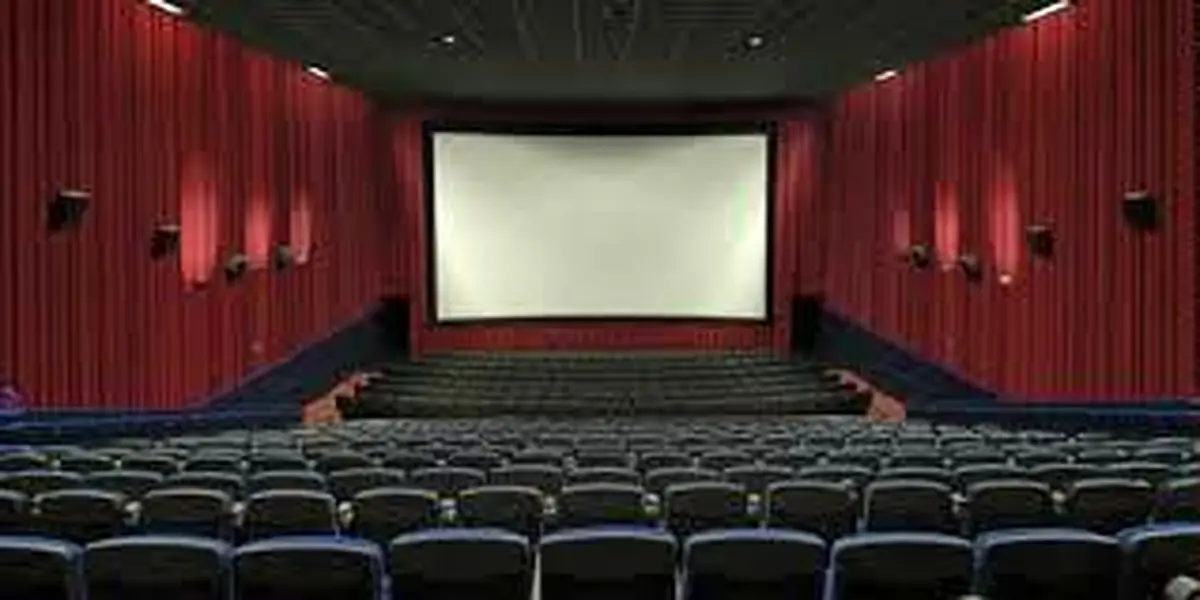 تفاوت سینمای نفتی ایران با سینمای حمایتی آمریکا