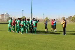 امیدها امشب عازم امارات می‌شوند