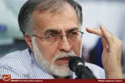 عطریانفر: لاریجانی از عارف برای ریاست مجلس مناسب‌تر است