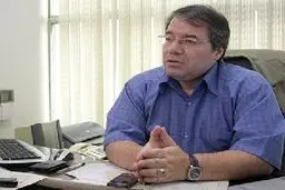 محبیان: لاریجانی در تعامل با اصولگرایان و اصلاح‌طلبان ۴ اشتباه کلیدی دارد