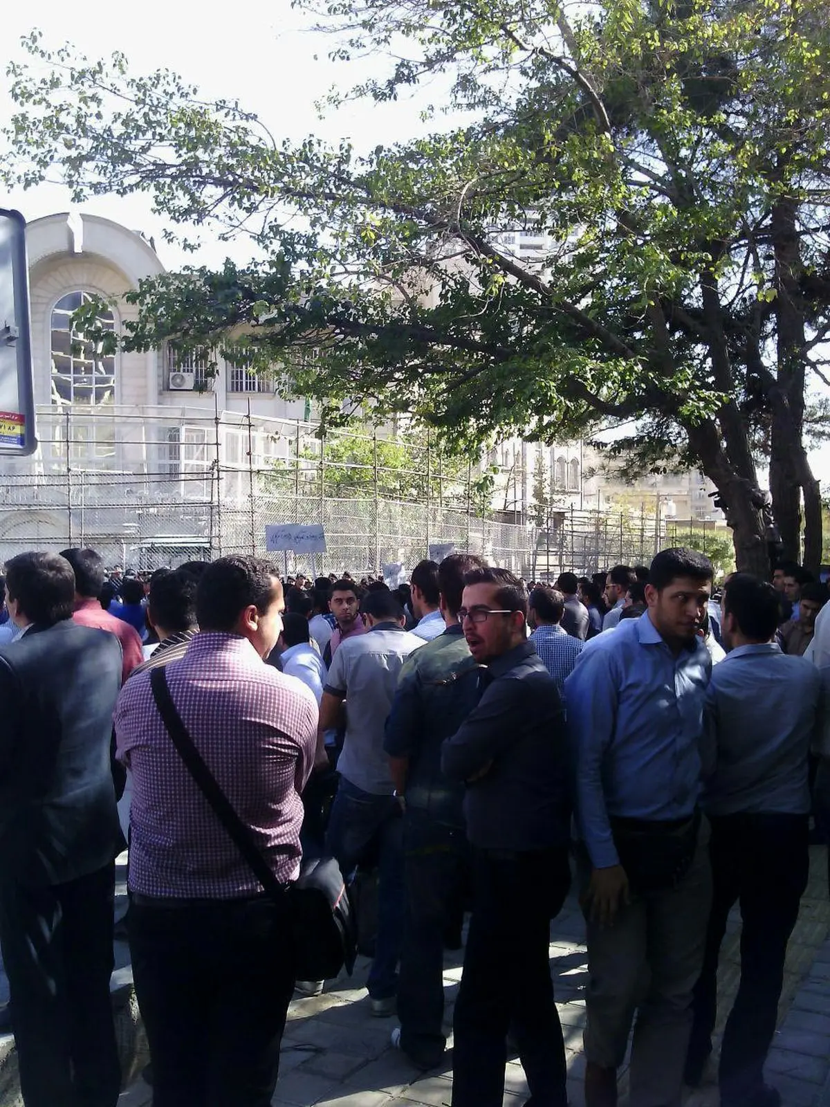 اجتماع امروز مقابل سفارت سعودی برگزار می‌شود/ سخنران "احمد پناهیان"