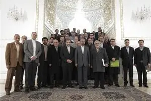 زیان ۱۵۰ هزار میلیاردی ۷۰۰ روز اخیر را چه کسانی بر بورس تحمیل کردند؟ + نمودار
