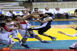 دانشگاه آزاد از سد پتروشیمی صدرنشین گذشت و به رده دوم رسید