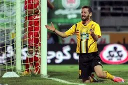 خلعتبری: تا زمانی که مرا بخواهند در سپاهان می‌مانم