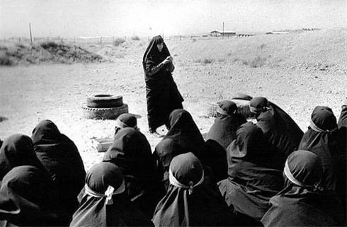 آن لوح محفوظی که می‌جویی همین‌جا است
