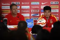 سرمربی تیم ملی فوتبال چین اخراج شد