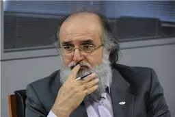 مهمترین دلیل گرانی دلار تامین کسری بودجه دولت است/ ژانویه تمام شد، بس چرا دلار گران می‌شود؟