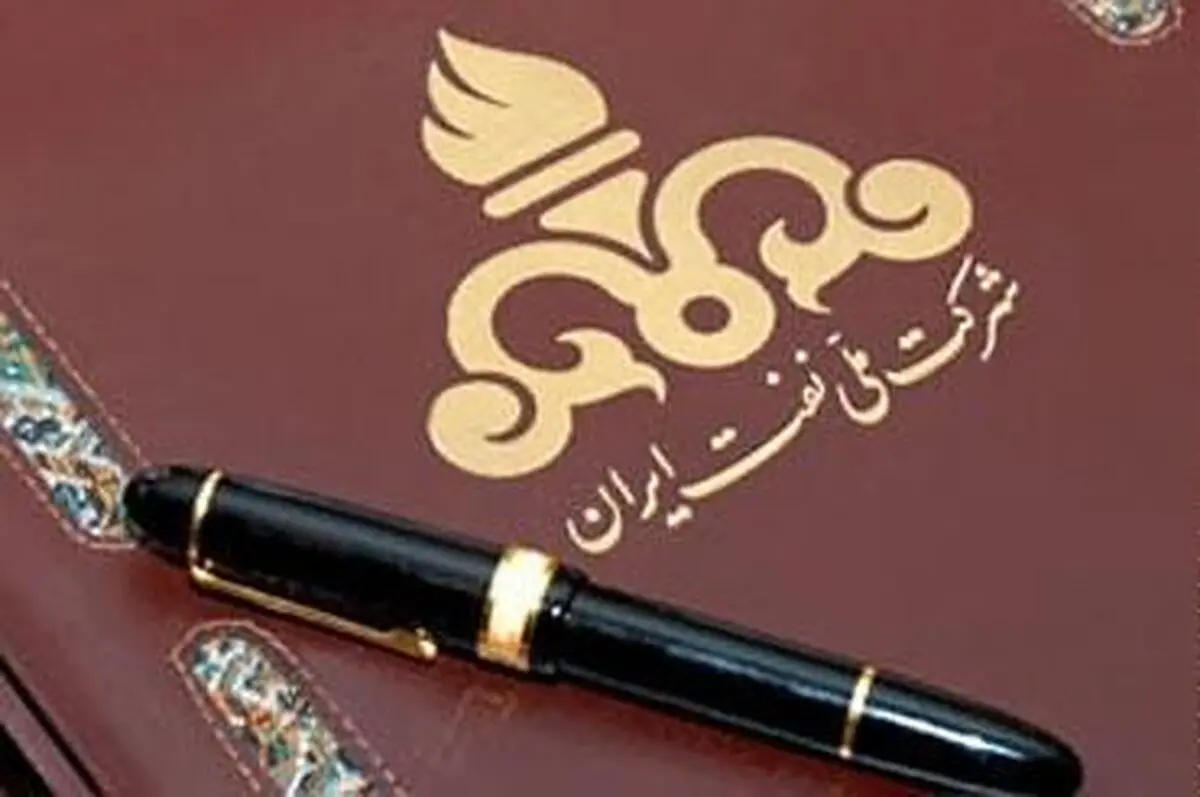 زنگنه پاسخگوی مجلس نسبت به عملکرد وزارت نفت در قراردادهای نفتی باشد
