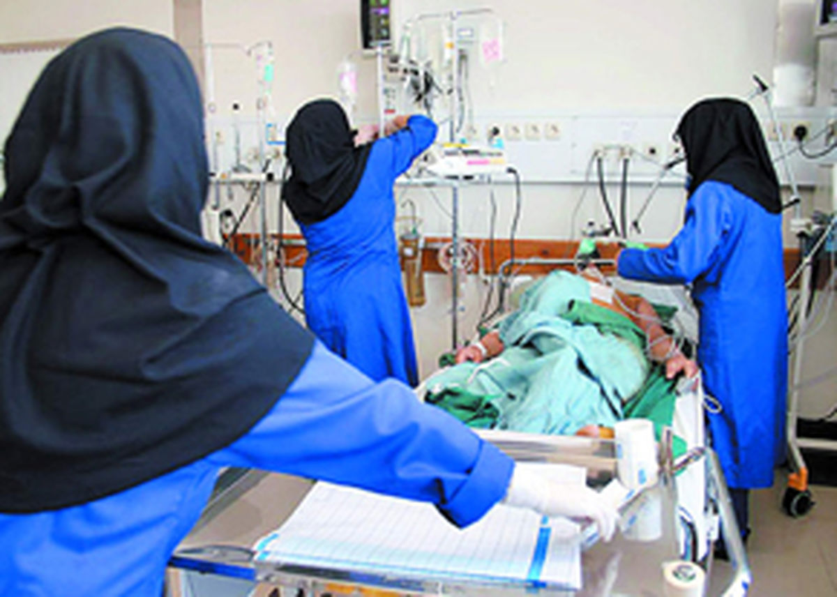 علت مهاجرت سالانه ۱۰۰۰ پرستار از ایران چیست؟