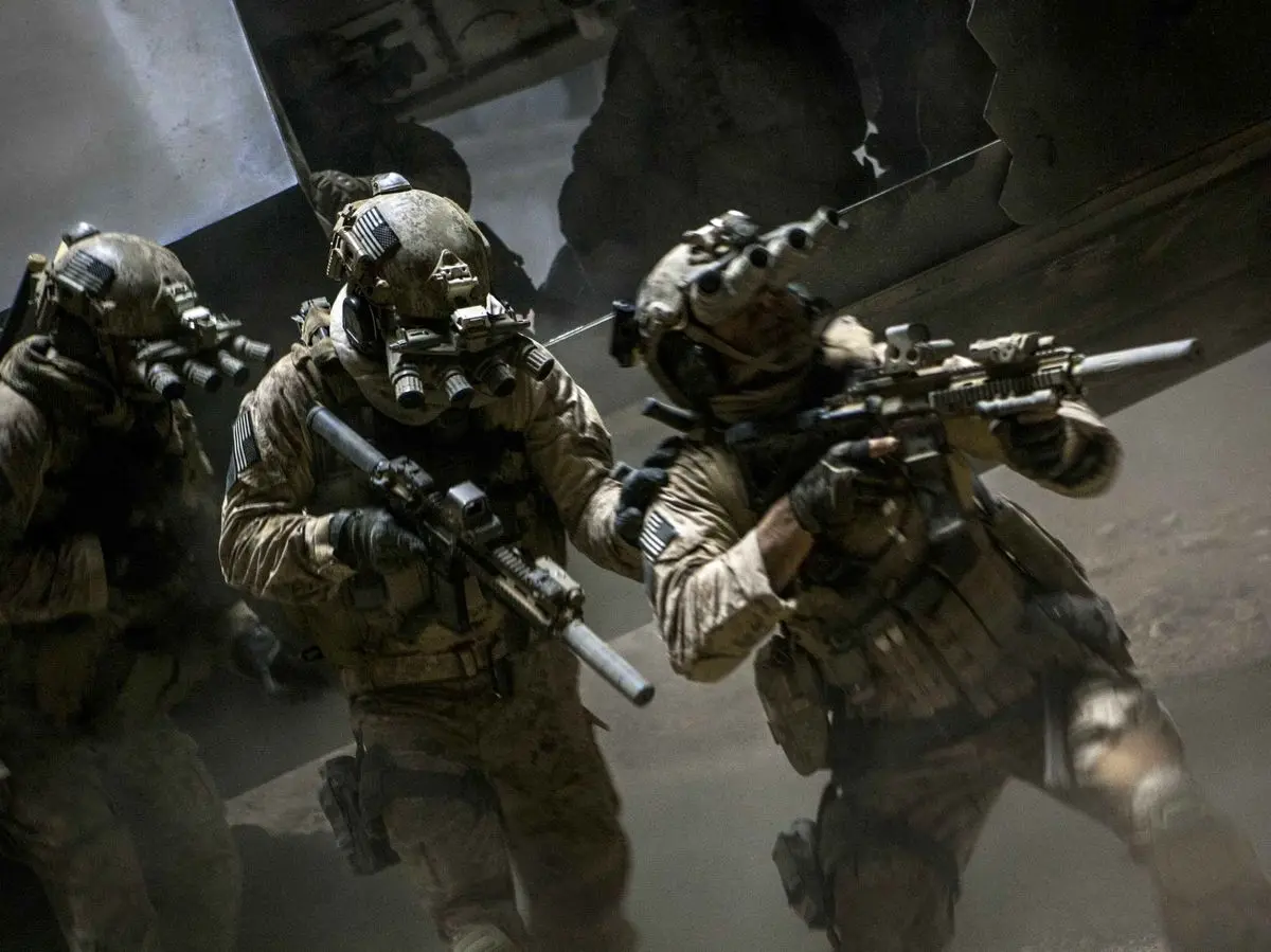 فارین پالیسی: ارتش آمریکا ایالات متحده را گروگان گرفته است