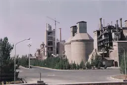 تخفیف ۳۰ درصدی کارخانه‌های سیمان برای مصرف‌کنندگان خود/ سیمان امسال گران نمی‌شود