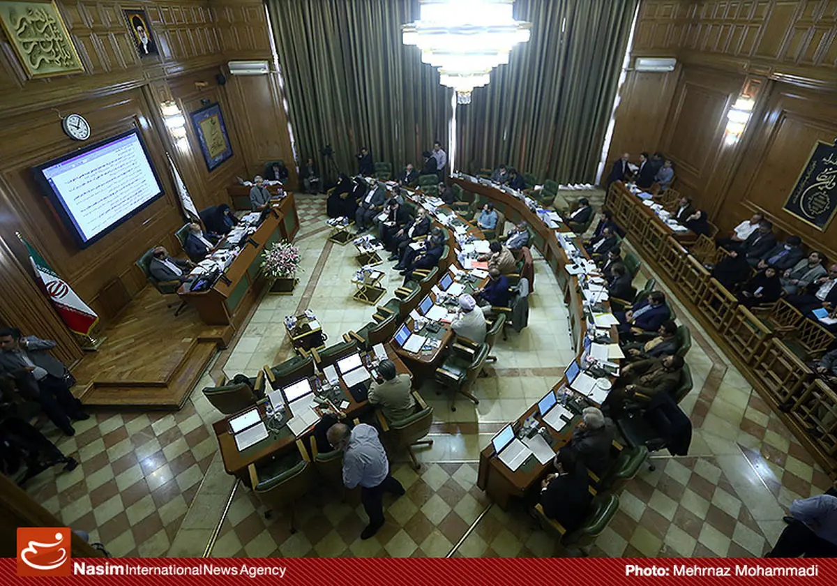 کمک دولت و بخش خصوصی در ساخت مترو ضروری است