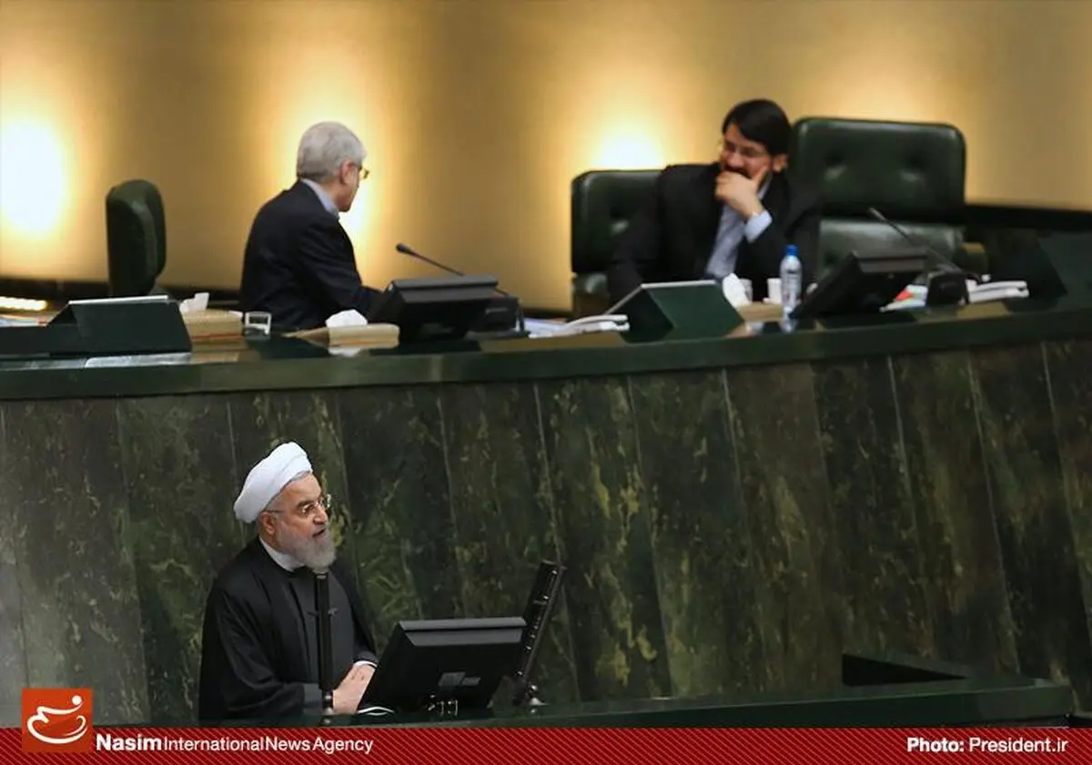 دست‌های روحانی برای اقتصاد پس از برجام خالی است/ دولت بودجه ۹۵ را "غیراحتیاطی" نوشت