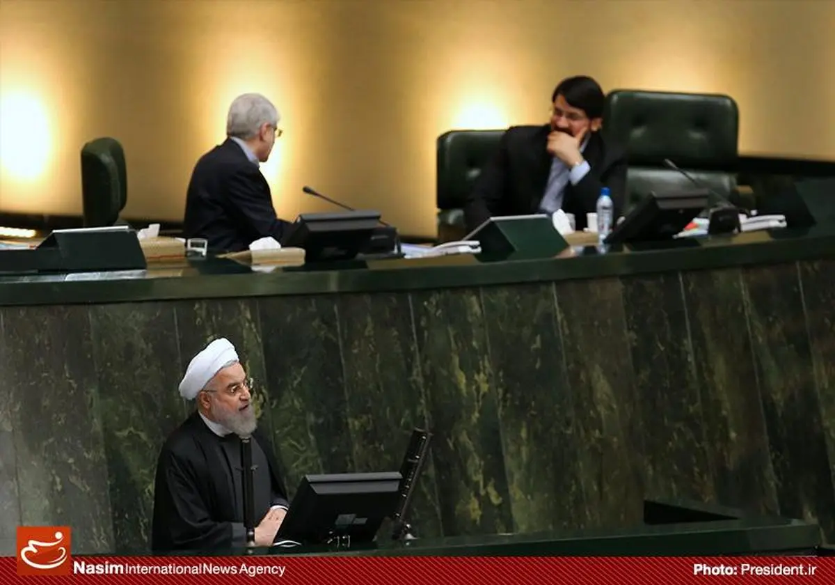 دست‌های روحانی برای اقتصاد پس از برجام خالی است/ دولت بودجه ۹۵ را "غیراحتیاطی" نوشت