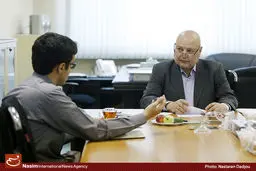 روحانی کشور را در ۹۰۰ روز گذشته با نفت ۸۰ دلاری اداره کرد