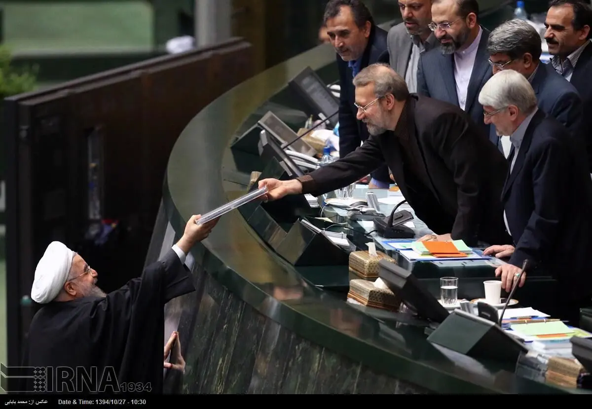 بودجه حقوق و مزایای نهاد ریاست جمهوری ۶۳ درصد بالا رفت، حقوق کارمندان ۱۲ درصد!