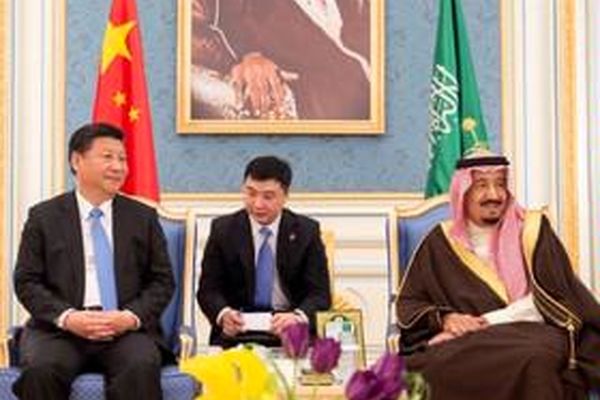 دیدار رئیس جمهوری چین با پادشاه عربستان در ریاض