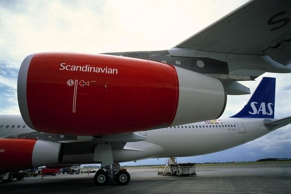 فرود اضطراری یک هواپیما در سوئد از بیم بمب‌گذاری