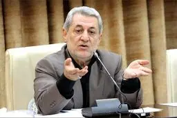 این انتظار وجود ندارد کسی که روبروی نظام ایستاده به مجلس برود /تا راه قانونی اعتراض وجود دارد استعفا معنی نمی‌دهد