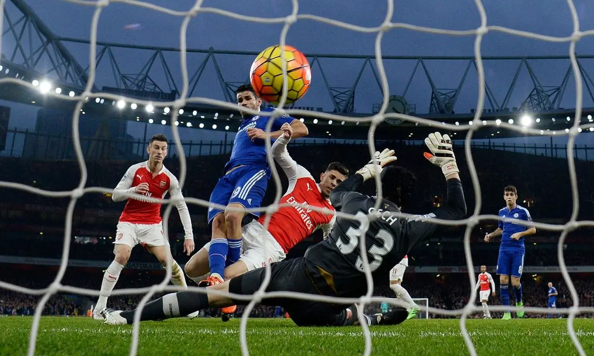 آرسنال ۱۰ نفره دربی لندن را به چلسی باخت