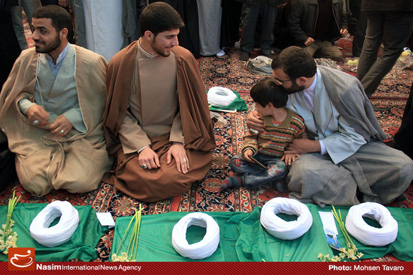 تهران ۷۰۰۰ طلبه دارد/ هر مسجد دو جوان را به حوزه معرفی کند