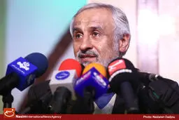 نادران: در قراردادهای جدید نفتی حاکمیت ملی کشور بر منابع نفتی نقض شده