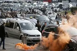 ادامه اعتصاب رانندگان تاکسی در فرانسه