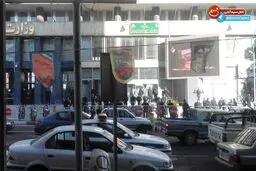 پاسخ سخت پلیس به تجمع آرام دانشجویان مقابل وزارت نفت + فیلم و تصاویر