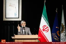 باید امید دشمنان به ناآگاهی نسل جوان از تاریخ را ناامید کنیم