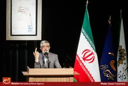 باید امید دشمنان به ناآگاهی نسل جوان از تاریخ را ناامید کنیم