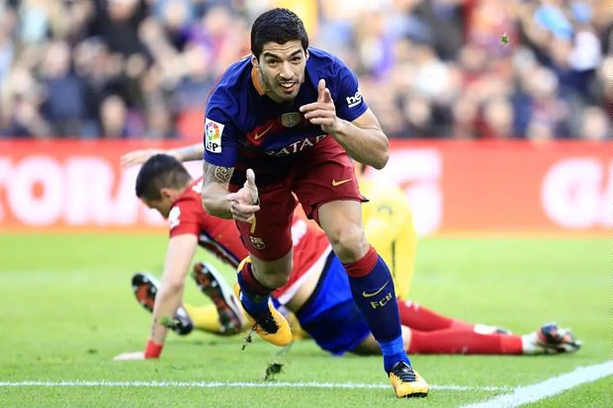 تثبیت صدرنشینی بارسا با پیروزی برابر اتلتیکوی ۹ نفره